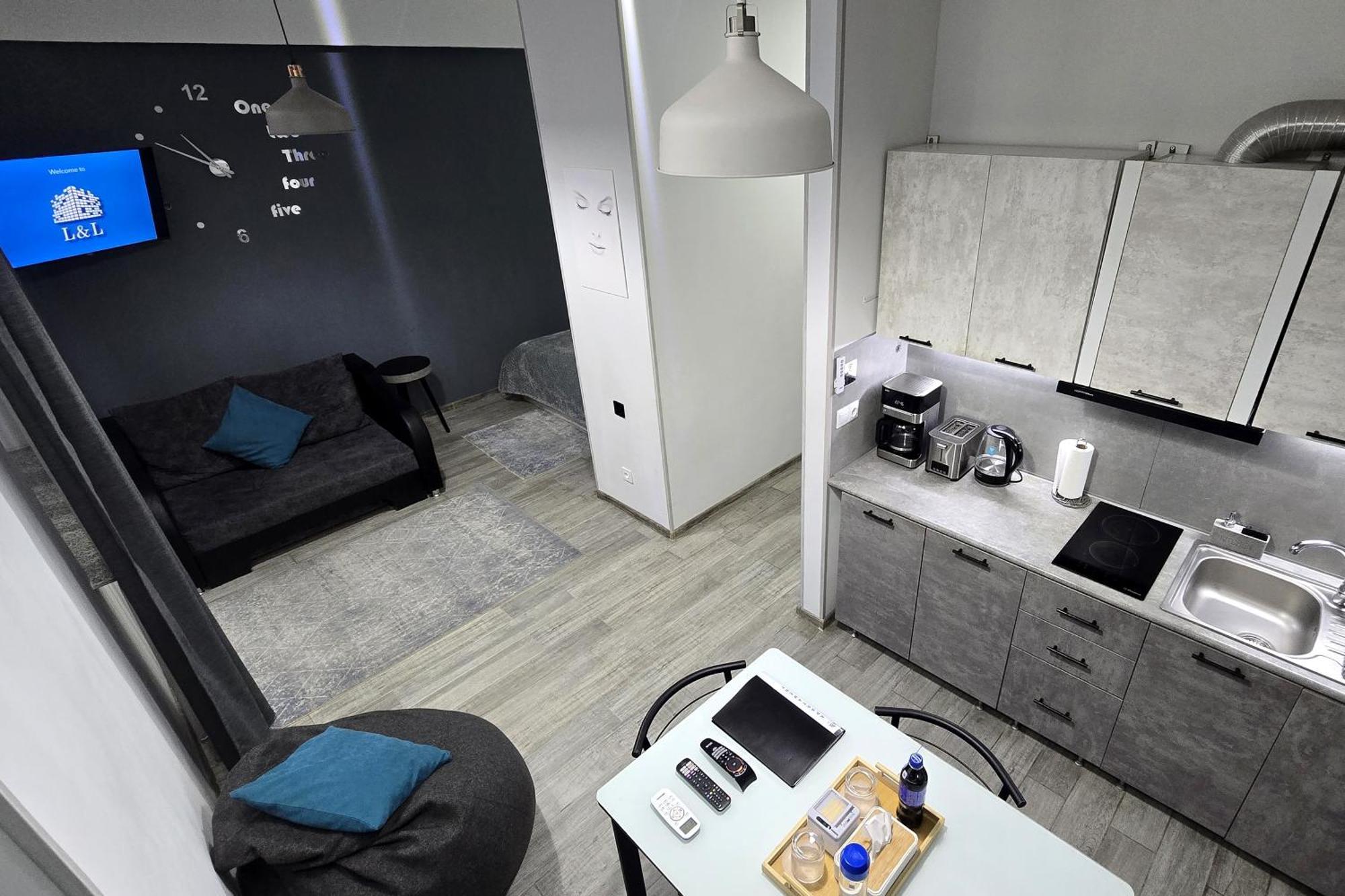 L&L. Apartment Ереван Екстериор снимка